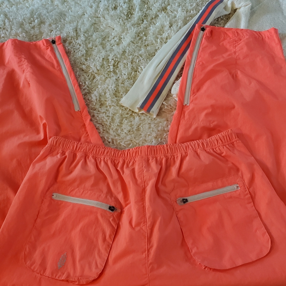 Free People Set‎ - Picture 5 of 16